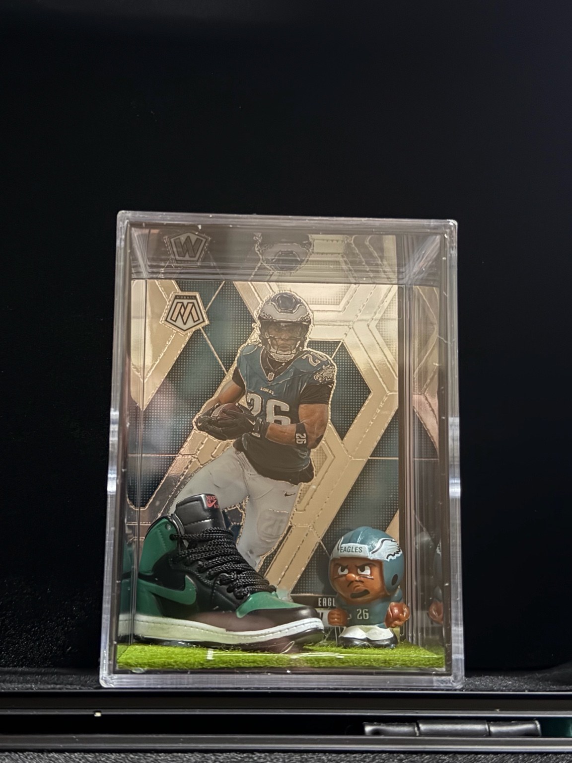 Bigger display box with TeenyMates figure and mini sneaker